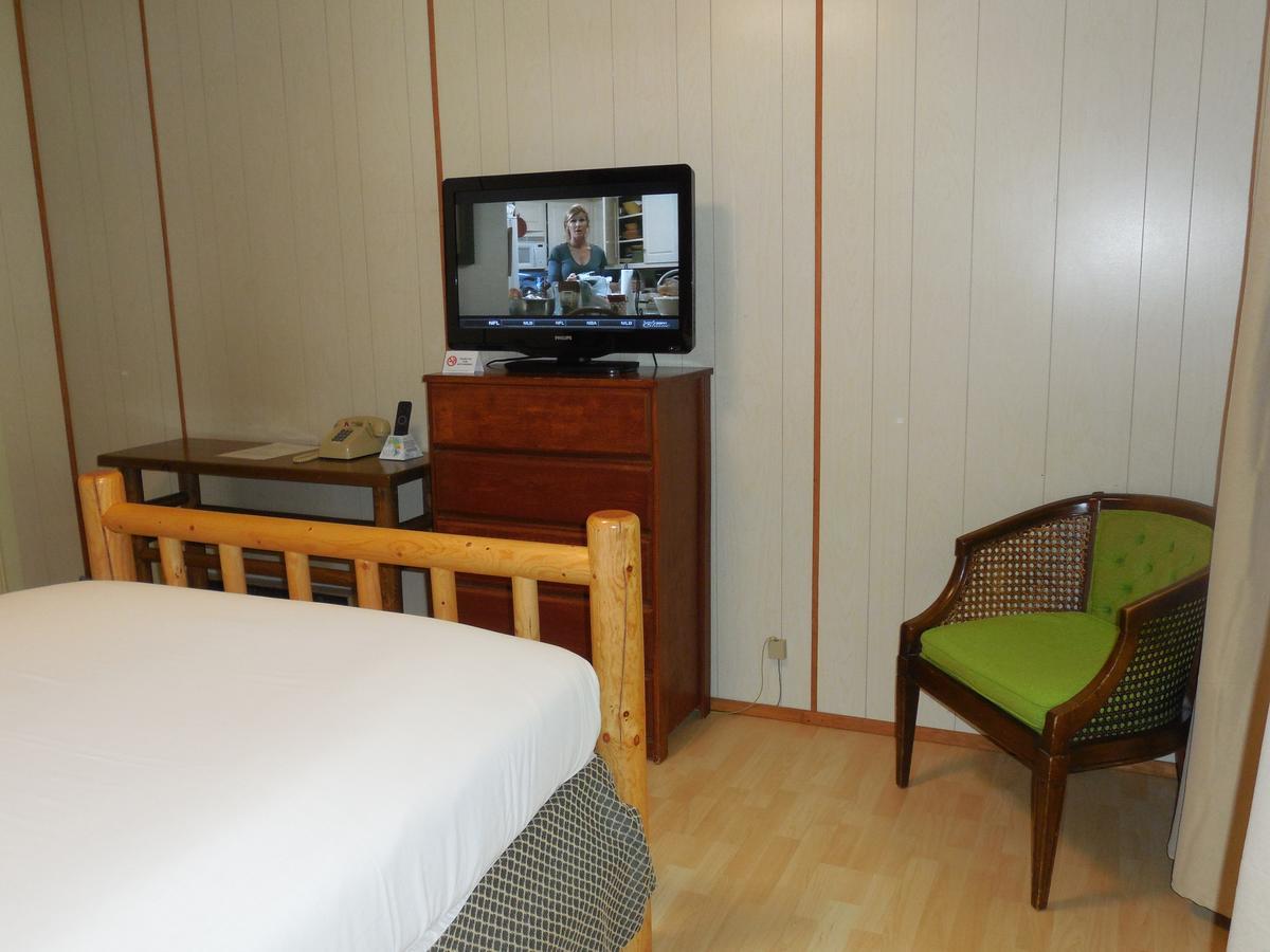 Mountain View Lodge - No Pets Allowed Packwood Room photo